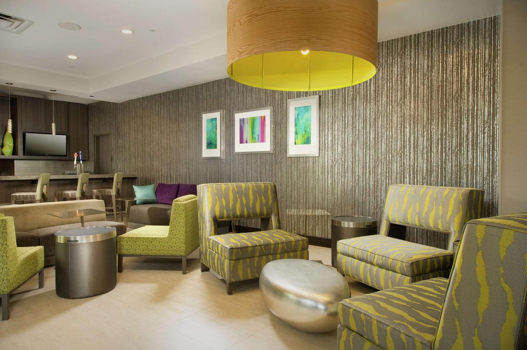 Hilton Garden Inn College Station Exteriör bild