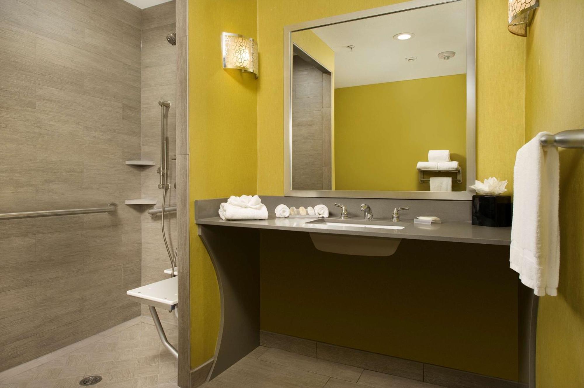Hilton Garden Inn College Station Exteriör bild